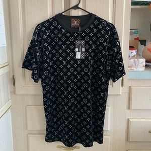 Size medium, New with tags!